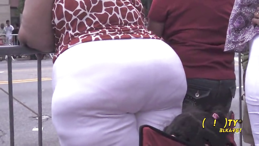 Huge mature butt #31304064