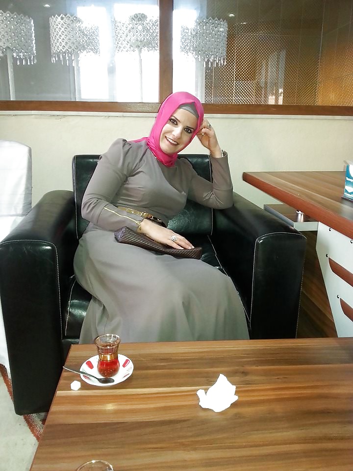Türkischen Turban-Hijab Zum Ersten Mal Die Neue Schnittstelle #34361405