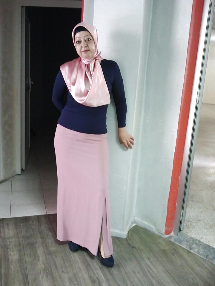 Türkischen Turban-Hijab Zum Ersten Mal Die Neue Schnittstelle #34361455