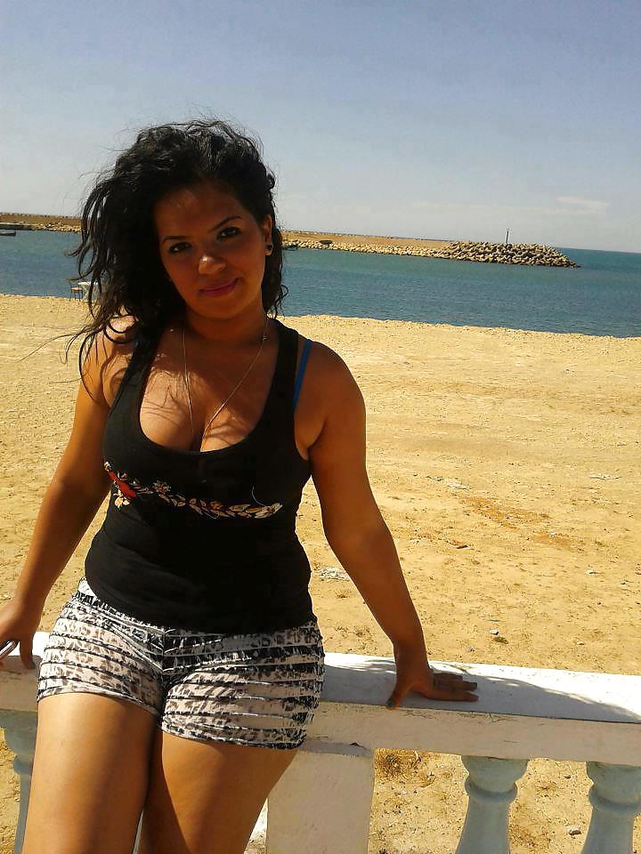 Arab girl #37069943