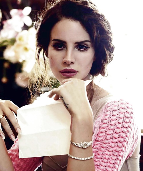 Love lana's look #38030748