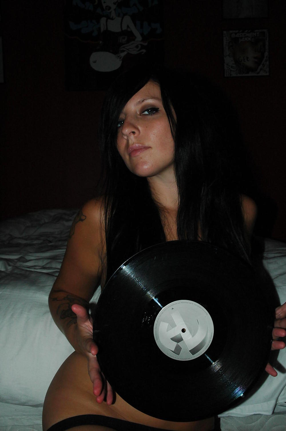 Schlank und tattoowiert
 #37093050