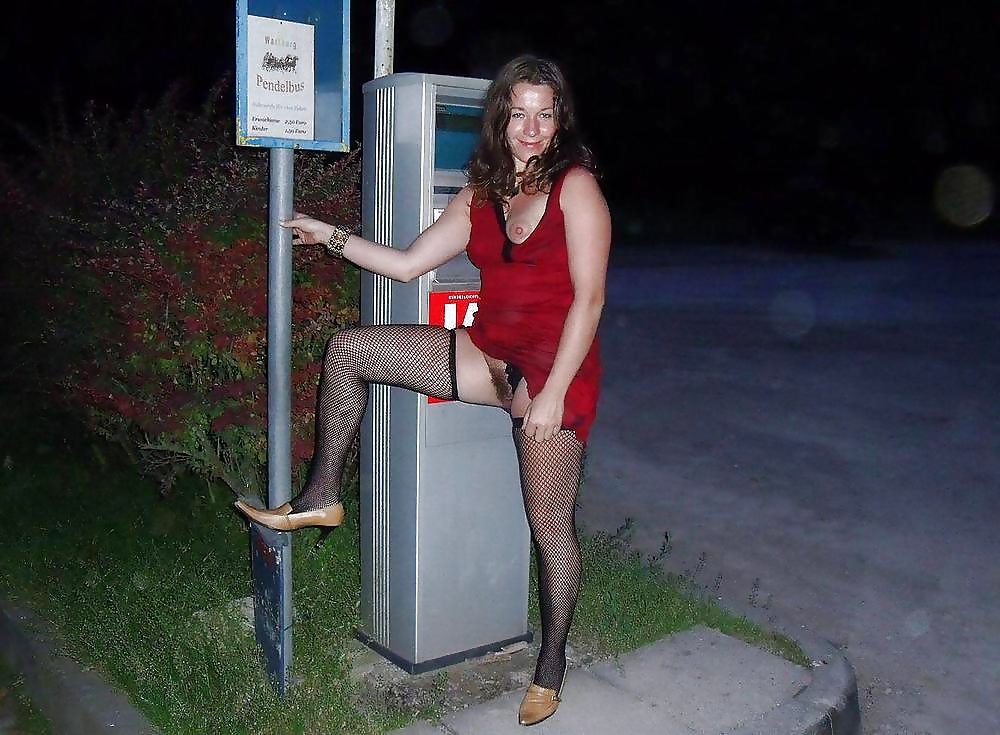SLUT  17 #32355330