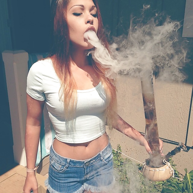Diversión noche recuperar con golpes de cachimba
 #40433520