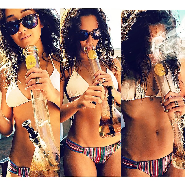 Diversión noche recuperar con golpes de cachimba
 #40433564
