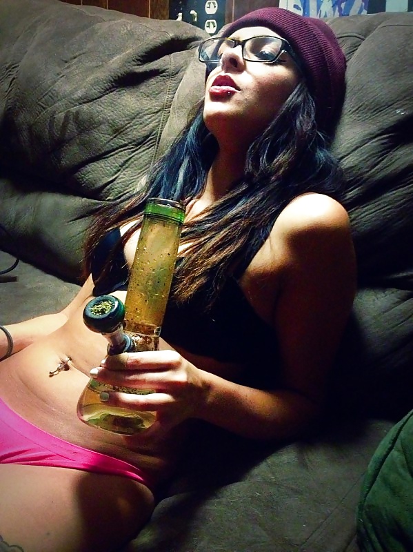 Diversión noche recuperar con golpes de cachimba
 #40433573
