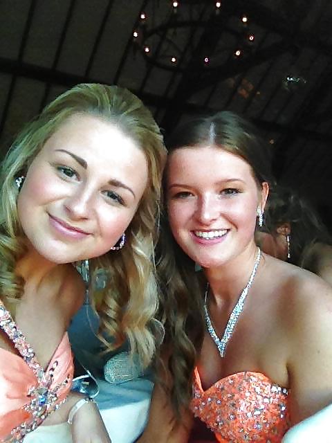 Zorras y putas
 #37467079