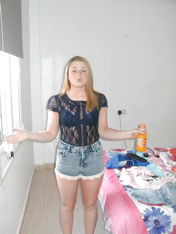 Zorras y putas
 #37467095