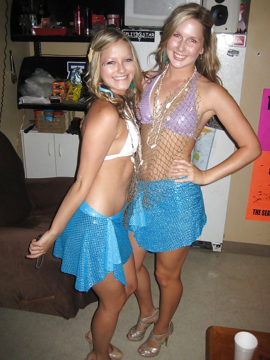 Sexy U of A college sorority sluts, which would you fuck? #32787285