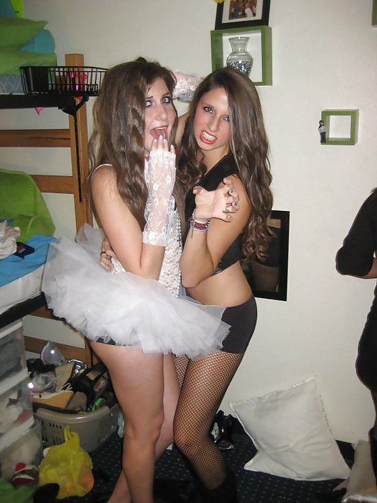 Sexy U of A college sorority sluts, which would you fuck? #32787347