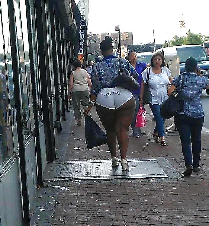 Big thick creamy asses in public #23447089