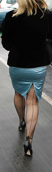 Mutter Schlampe Susanne wieder geil in Nylons unterwegs #37498716