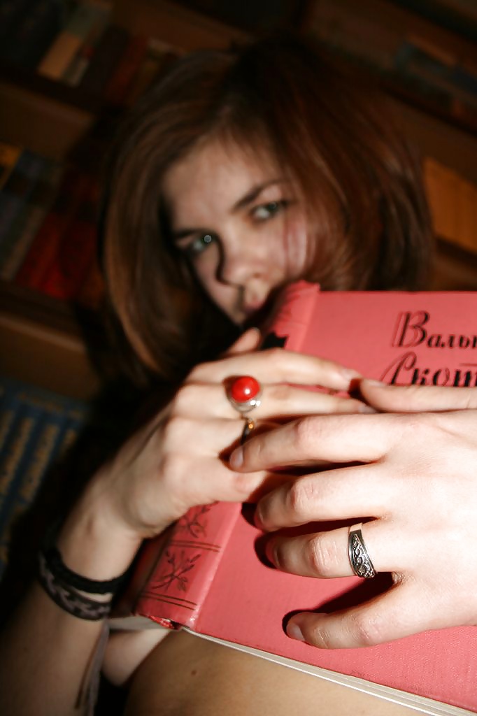 Teen in Library - 518002 #28273891