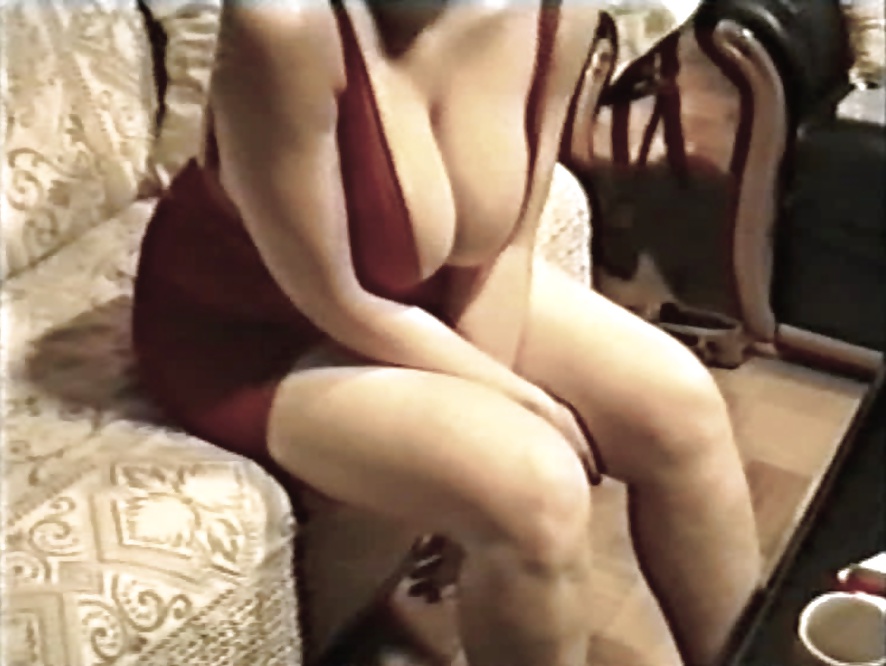 Sag - tetas atrapadas 04
 #24989553