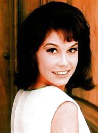 Je Souhaite Que Je L'aurais Baisé à L'époque --- Mary Tyler Moore #32268382