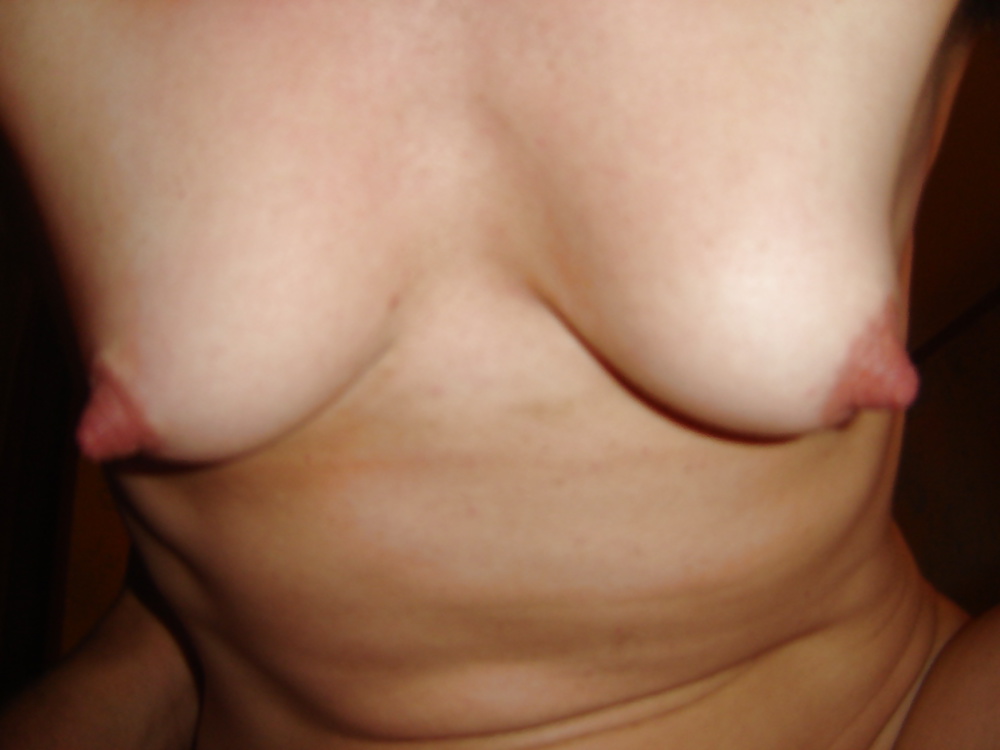 Toujours plus de cette belle femme
 #28205779
