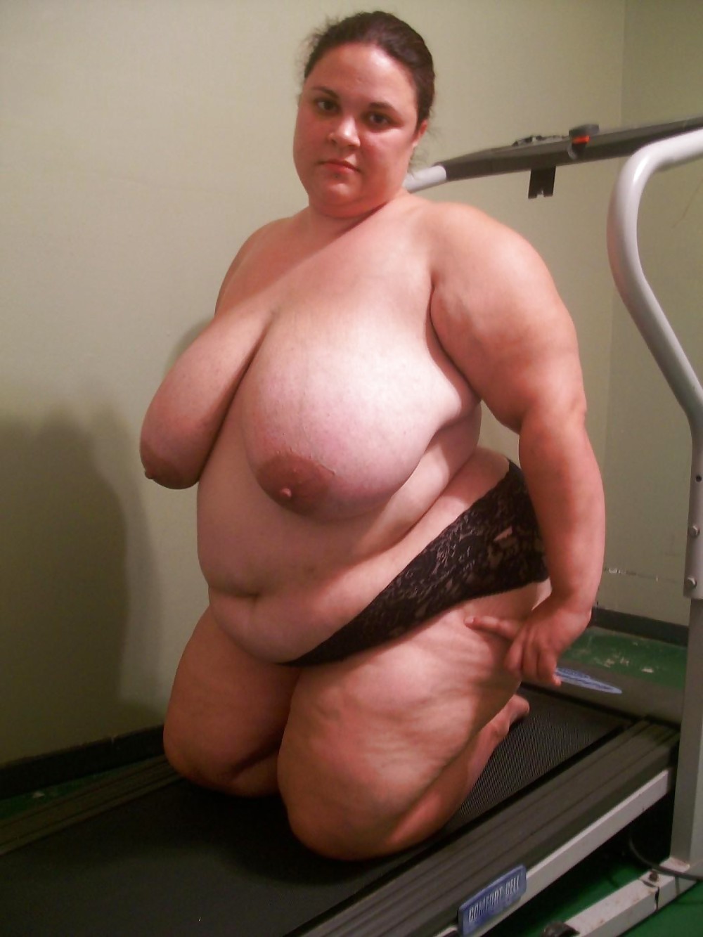 Bbw chubby supersize big tits huge ass women 2
 #35082633