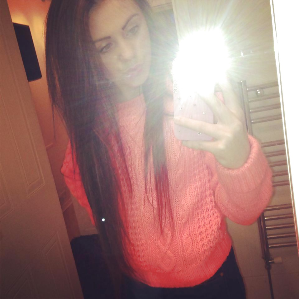 Jóvenes calientes
 #28054843