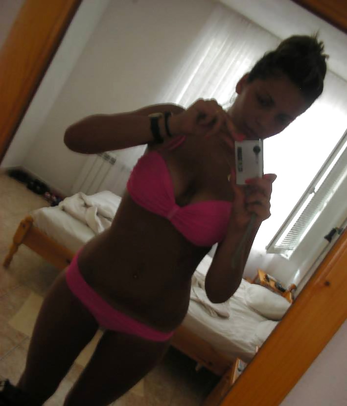 Bulgarisch Mädchen: Alexandra Kalinova #26587687