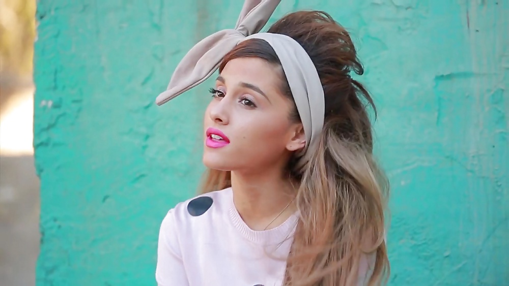 Ariana grande teen vogue 
 #34322543