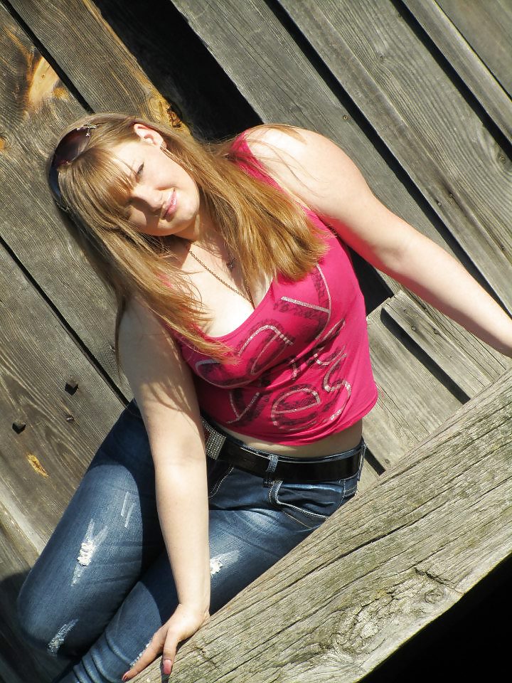 スラット・カリーナ
 #22953881