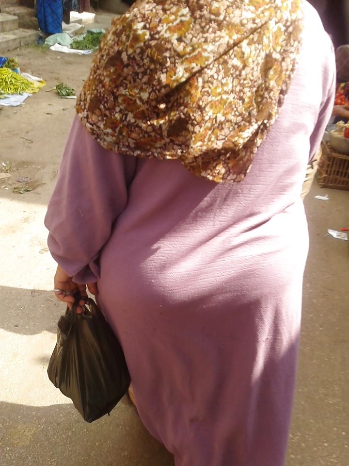 Hot arab Moms