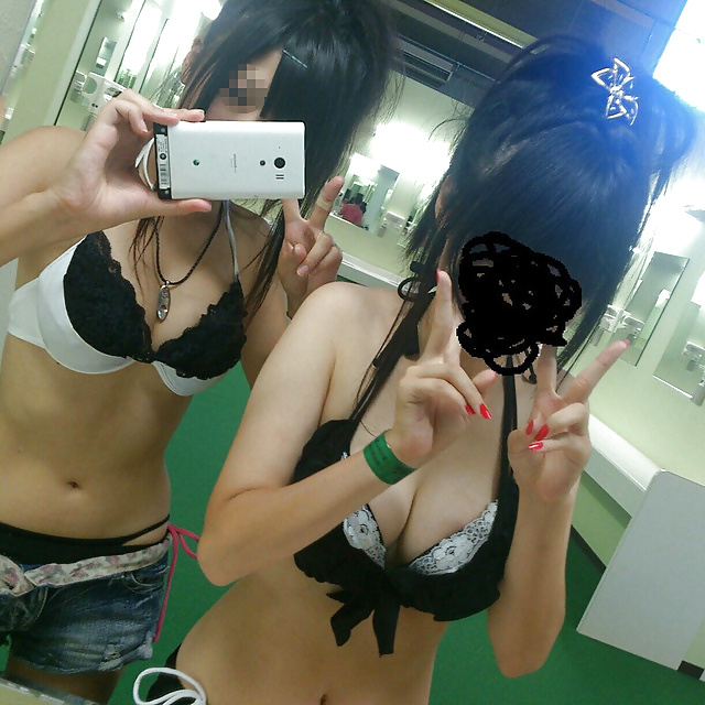 Desnudo público japonés
 #30037700
