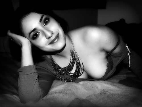 セクシーなアンドレア
 #33647076