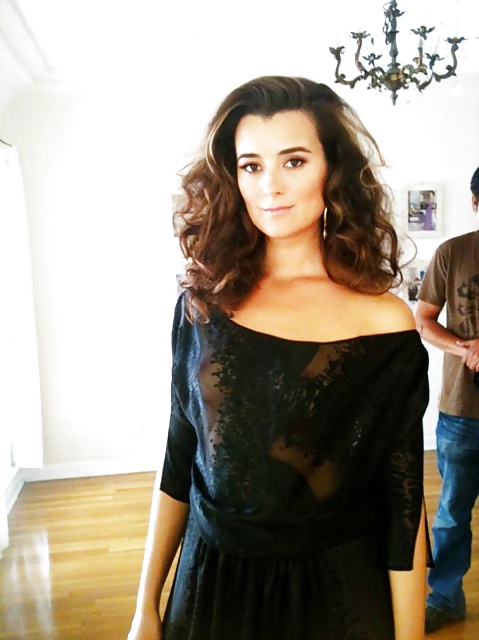 Cote de pablo
 #36813958