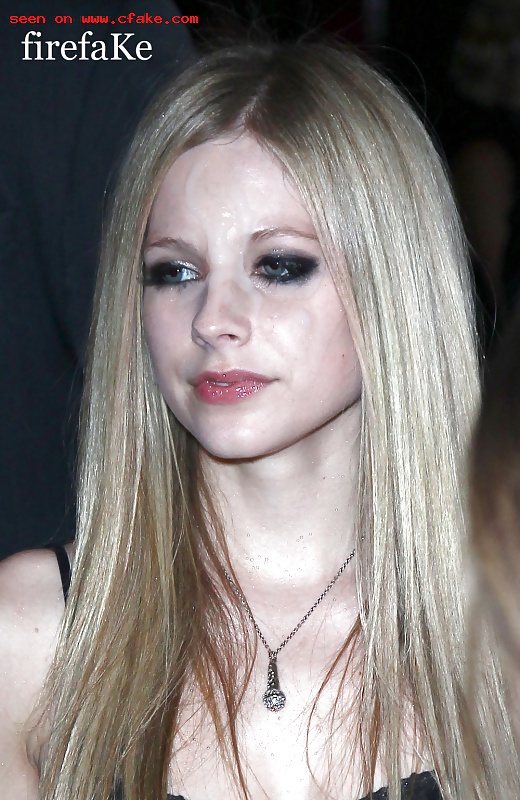 Avril lavigne
 #29296430