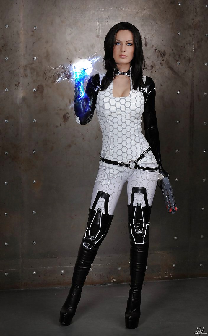 Cosplay Schlampe Miranda Lawson #41066777