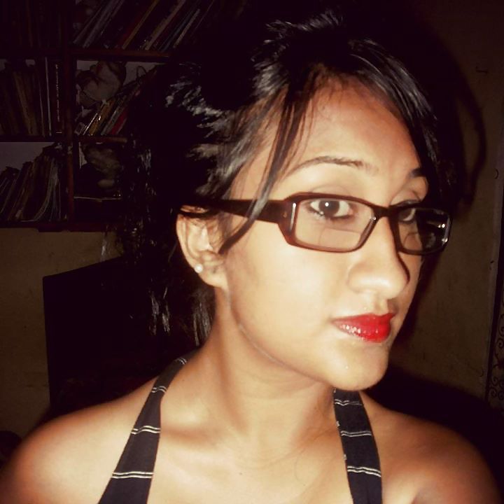Facebook girl #25928946