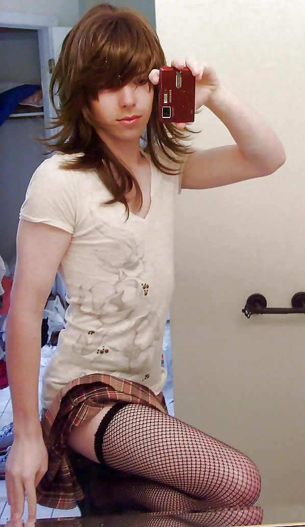 Sexy Young Crossdresser #33058144