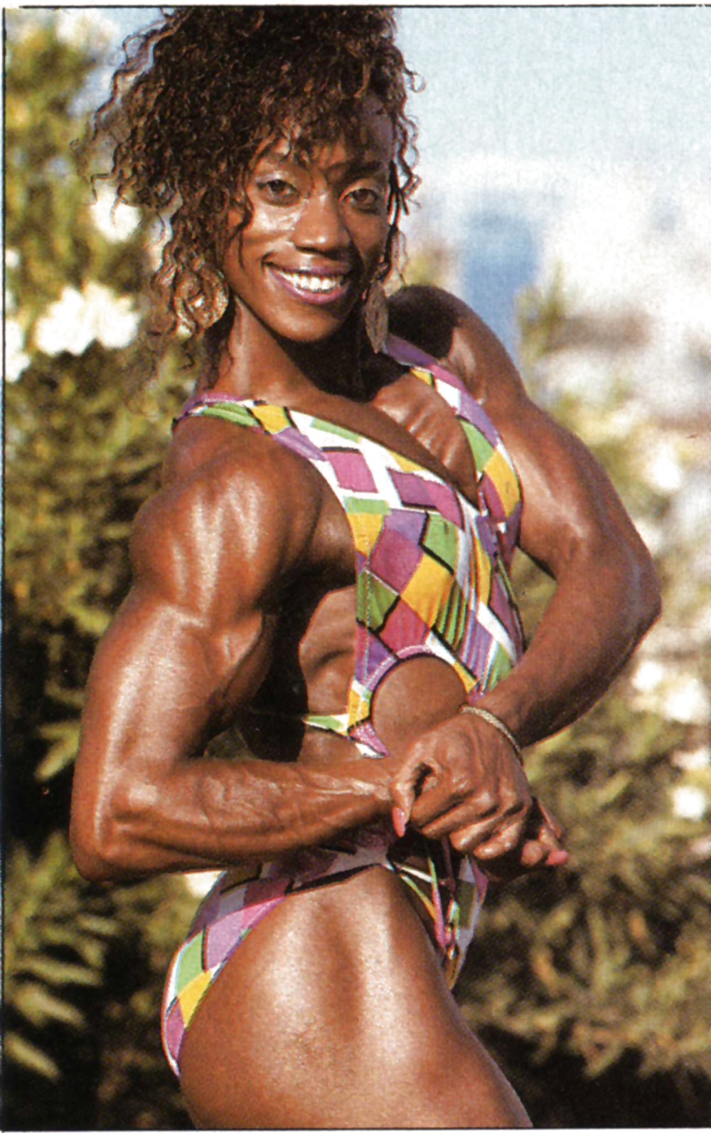 Lenda murray  - female bodybuilder #29233980