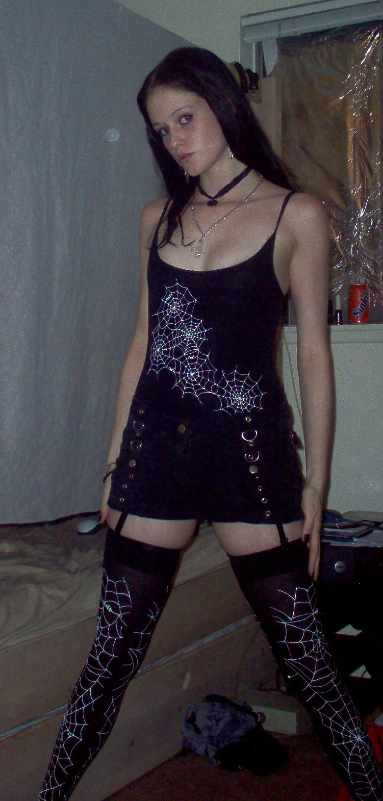 Heißen Damen In Schwarz Oder Rot 07 #35912019