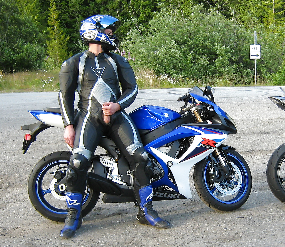 Motorbike fuck, gear, leather, motorcycle. Anal. #31828905
