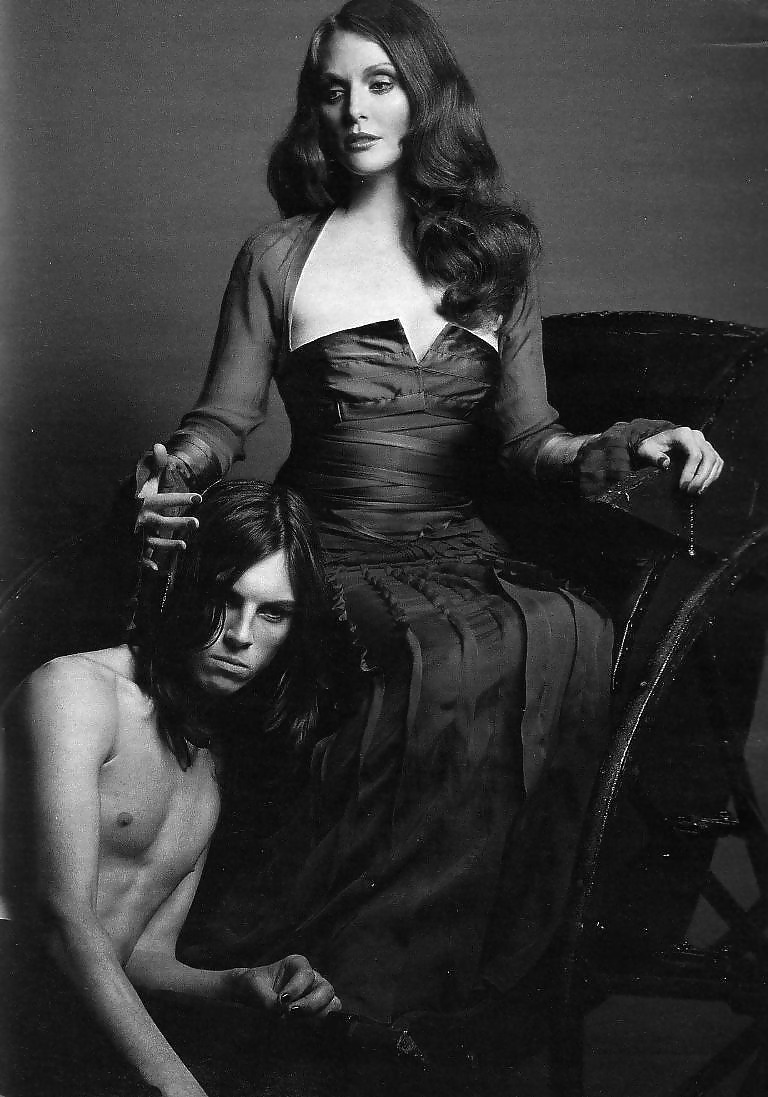 Amazing Julianne Moore #31087481