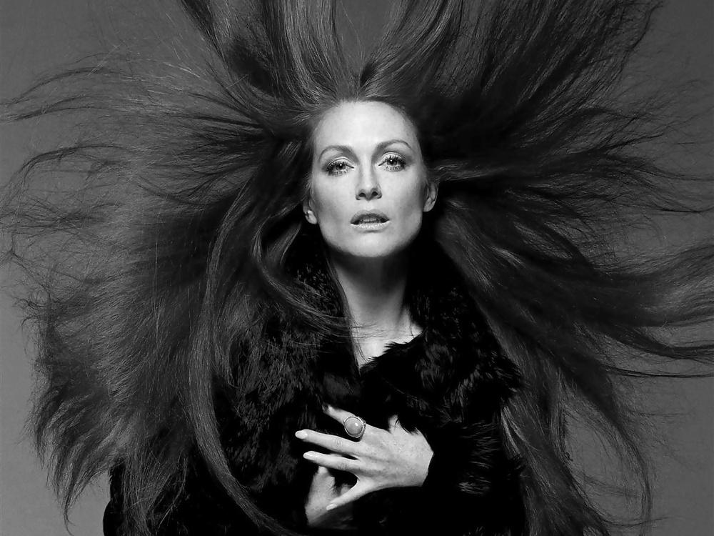 Amazing Julianne Moore #31087603