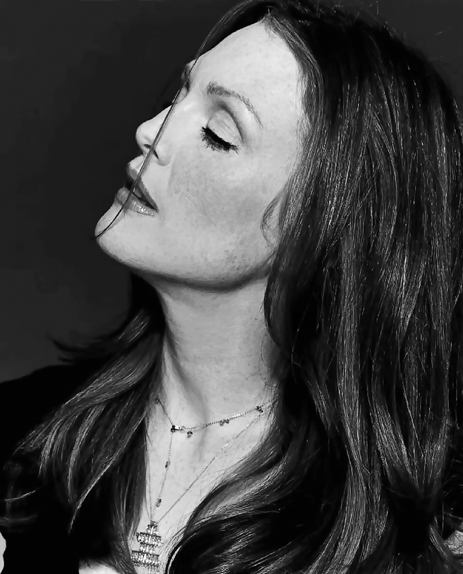 Amazing Julianne Moore #31087615