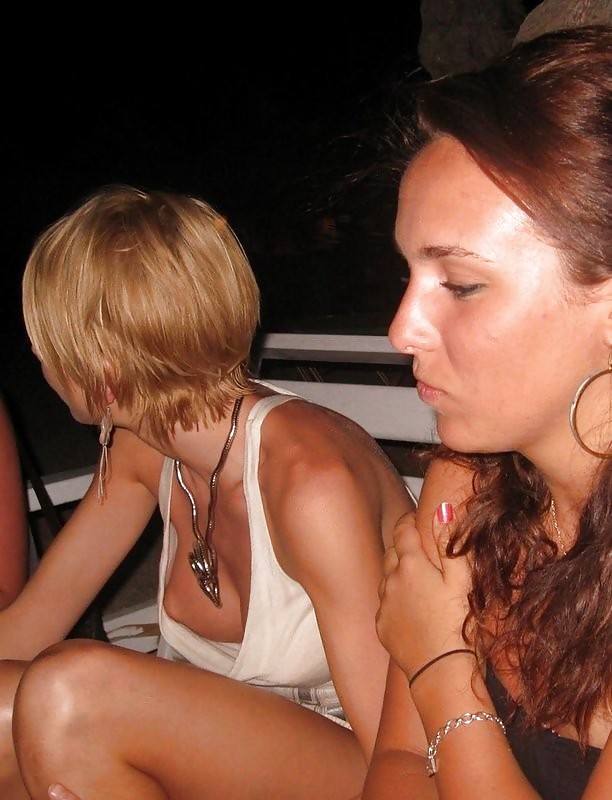 Todos los braless 30.
 #24540453