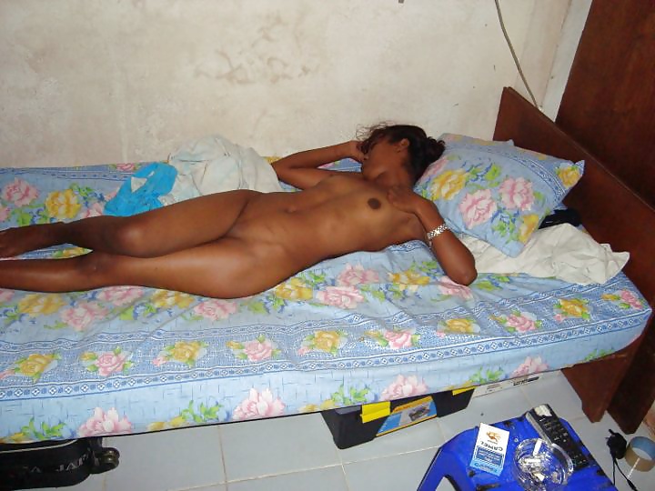 プライベート写真の若いアジアの裸の女の子 44 (maldivian)
 #39480360