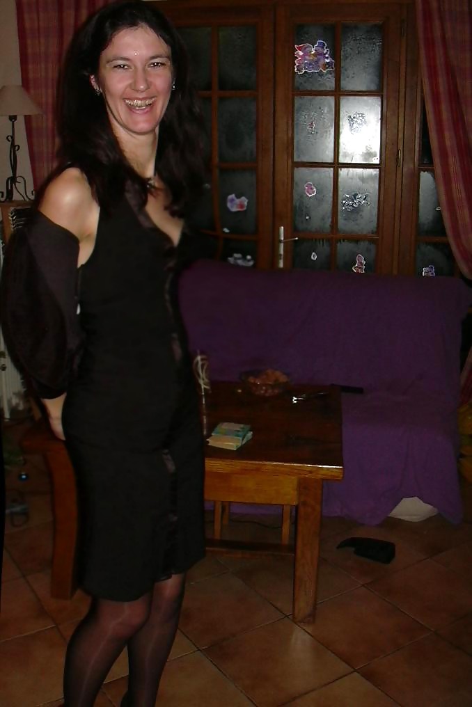 Frensh slut with tight black dress...en mode salope du soir #37478466