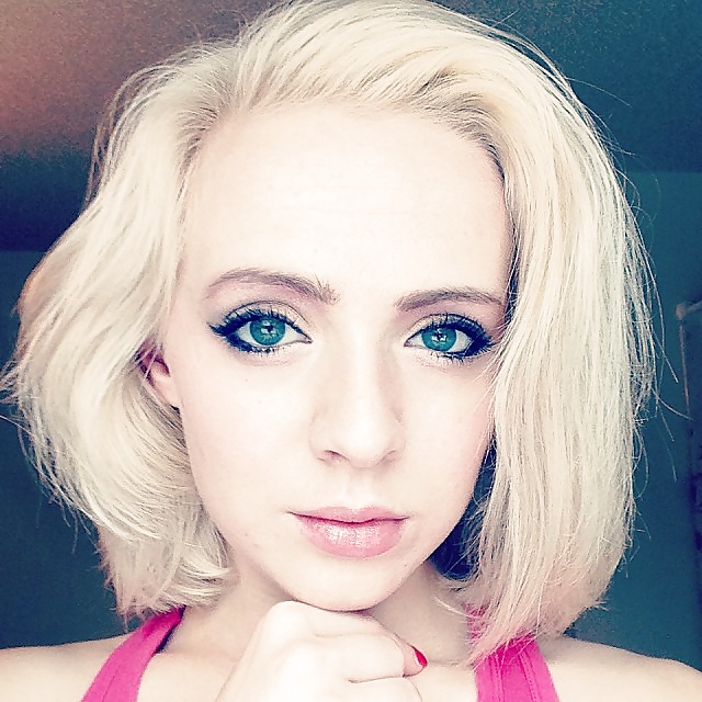 Madilyn Bailey singer #39366199