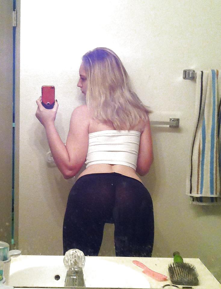 Muy sexy rubia amateur
 #35385577