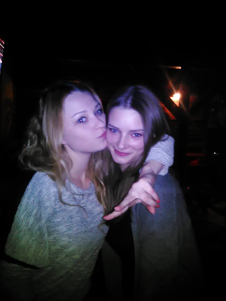 Paulinkaaa moja znajoma frend 
 #39901859