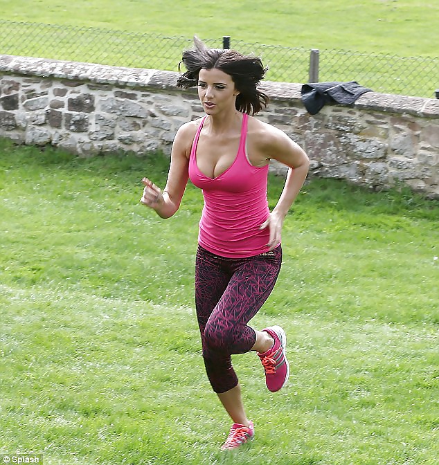 Uk Schlacke Lucy Mecklenburgh #41061805