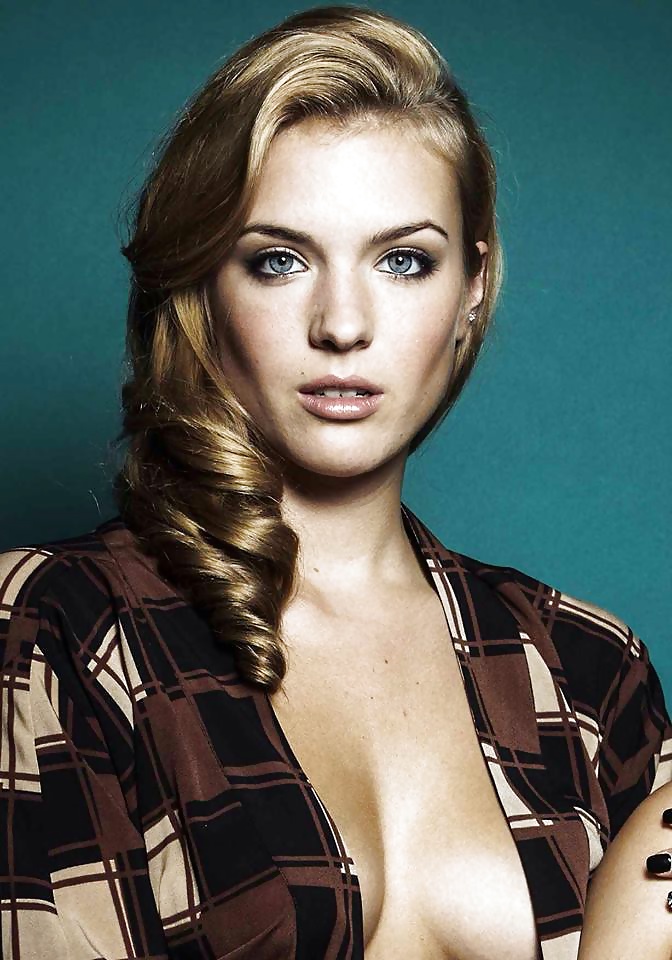 Paula Rieman #28636605