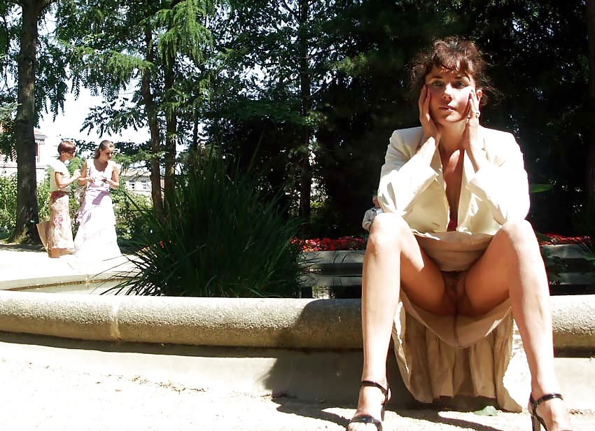 FRENCH NADINE flashing in a public park 2005 #24667062