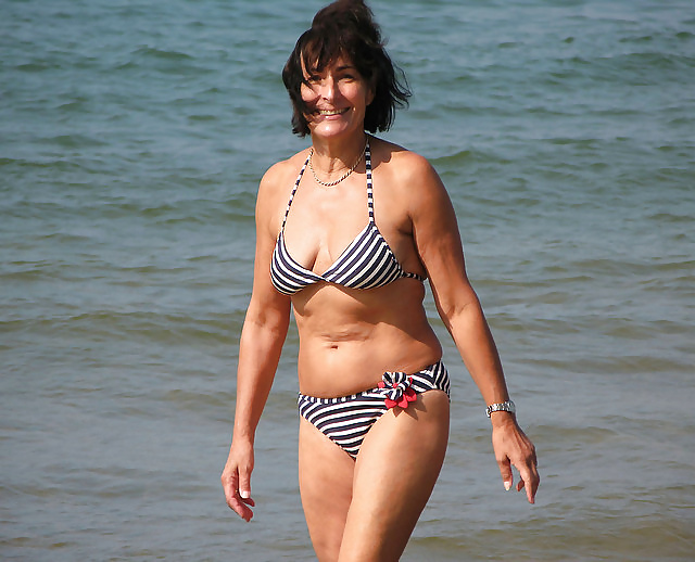 Only the best amateur mature ladies at the beach 10.  #30247255