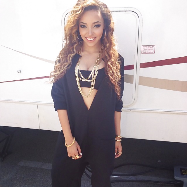 Tinashe  #31375232